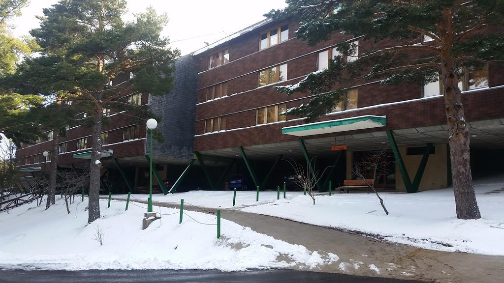 La Pinilla Ski Apartment Riaza Bagian luar foto